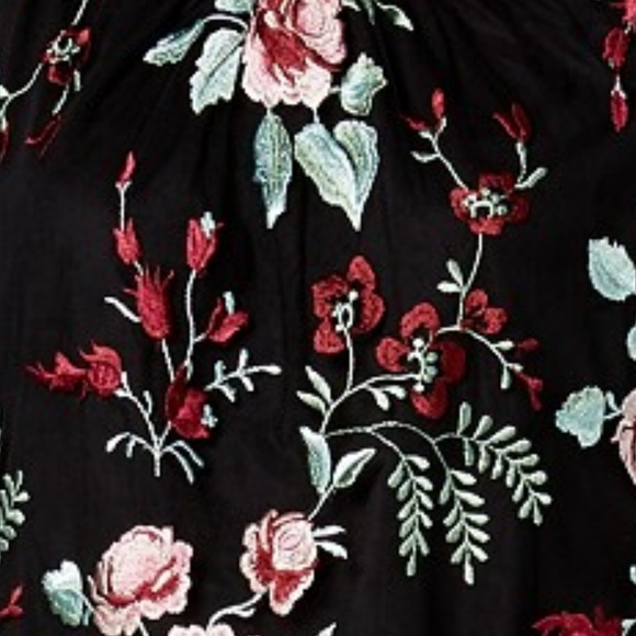 🌻 ECI Embroidered Cold-Shoulder Shift Dress - Picture 5 of 6